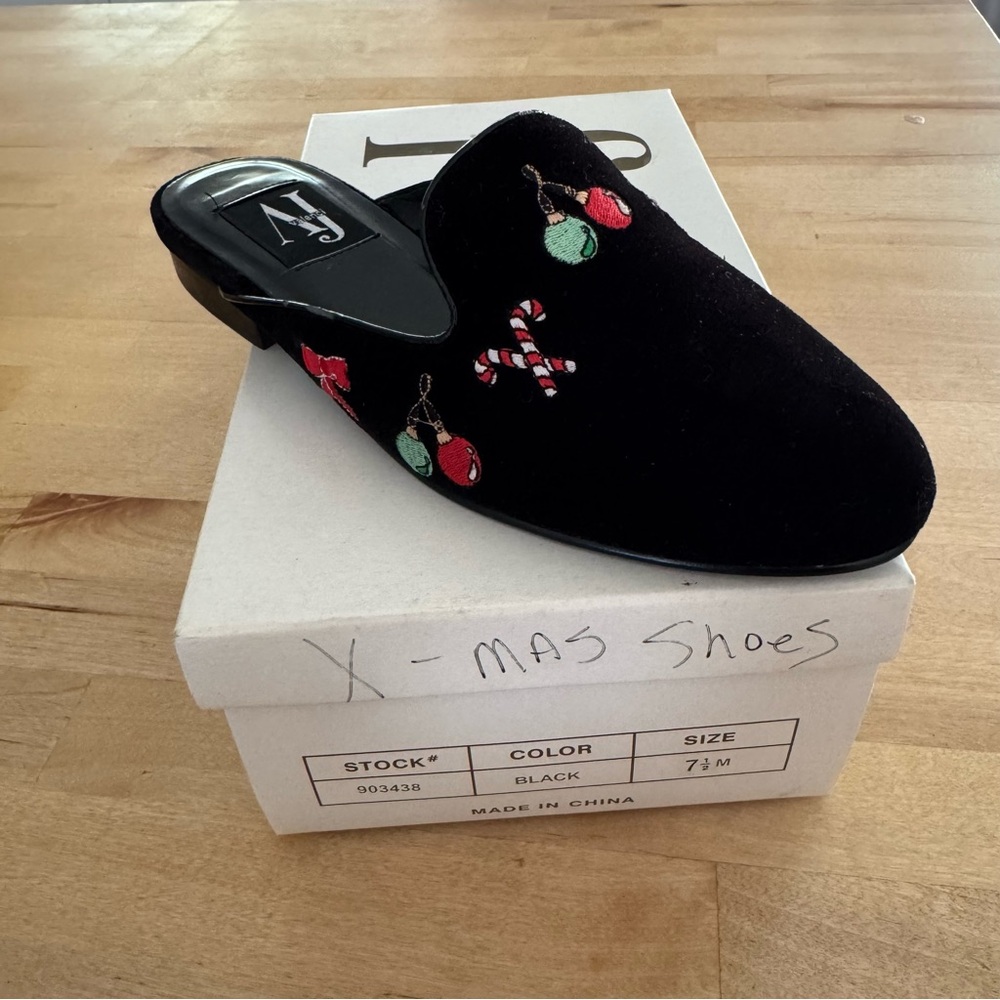 Aj Valenci Black Holiday Embroidered Mules